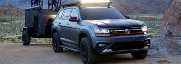Can a Tiguan tow a horse trailer?