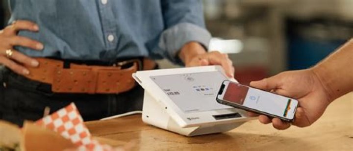 Does Apple pay better than Google?