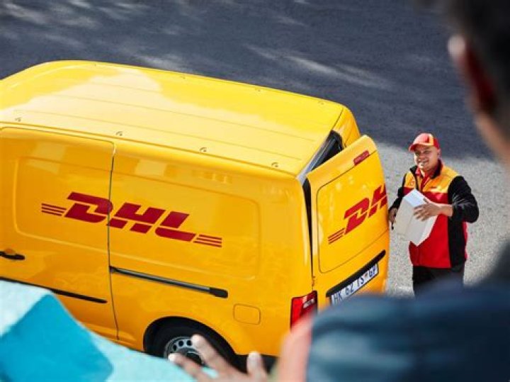 How good is DHL delivery?