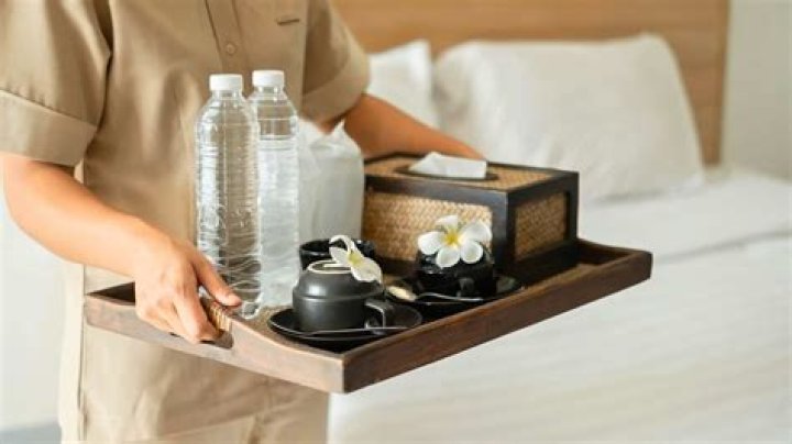 What can you legally take from a hotel room?