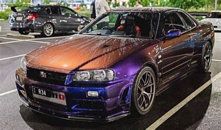 What is the rarest R34 color?
