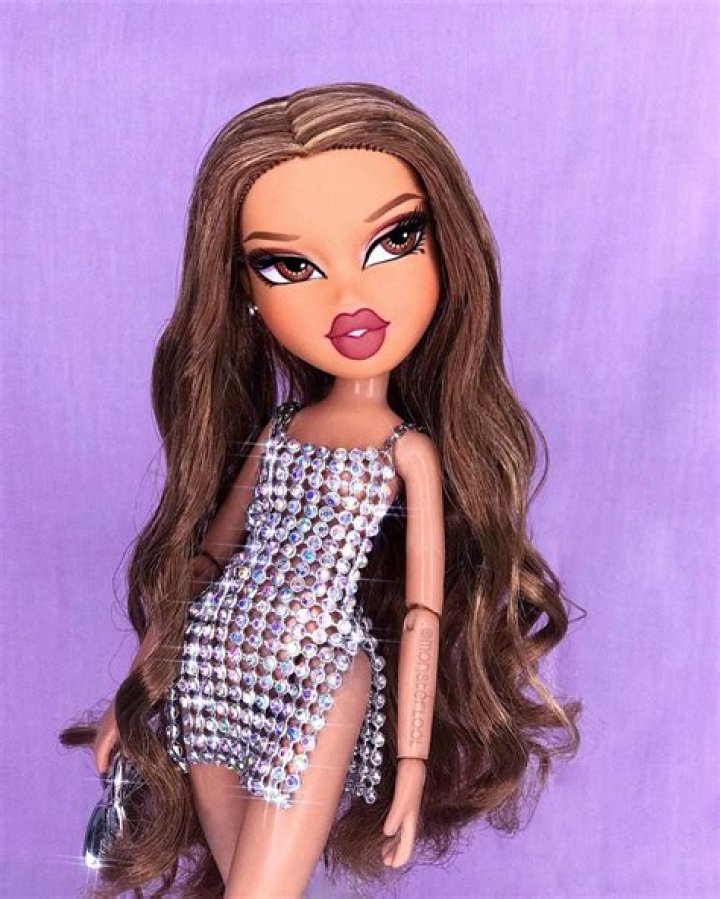 What race is Yasmin Bratz?