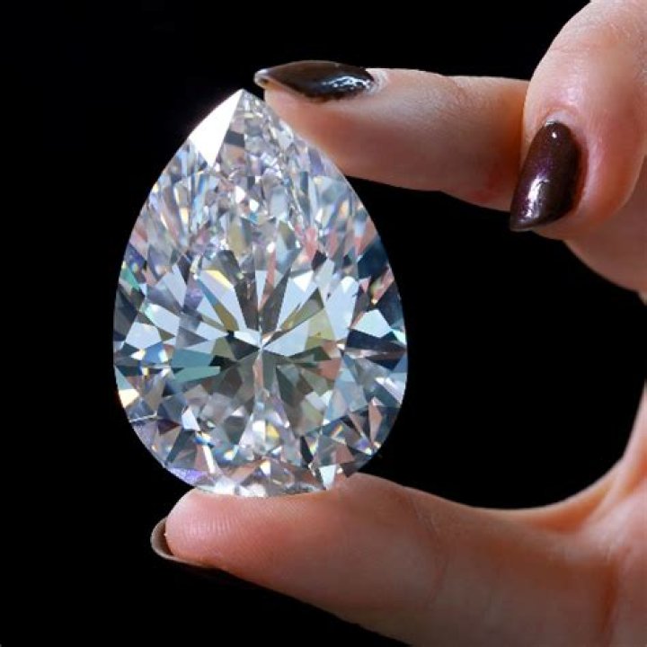 Will the sun melt a diamond?